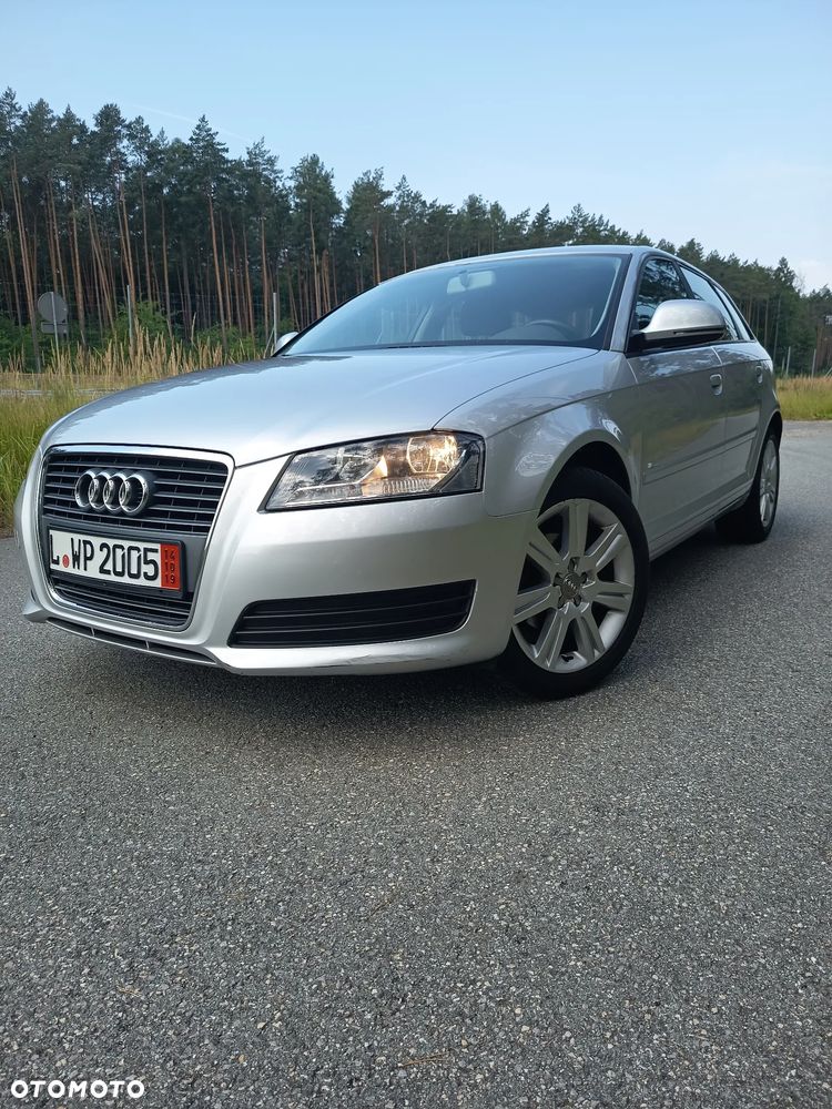 Audi A3 Sportback 1.6 Ambiente - 1