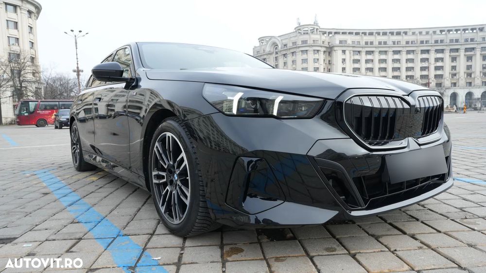 BMW Seria 5 520i AT MHEV - 2