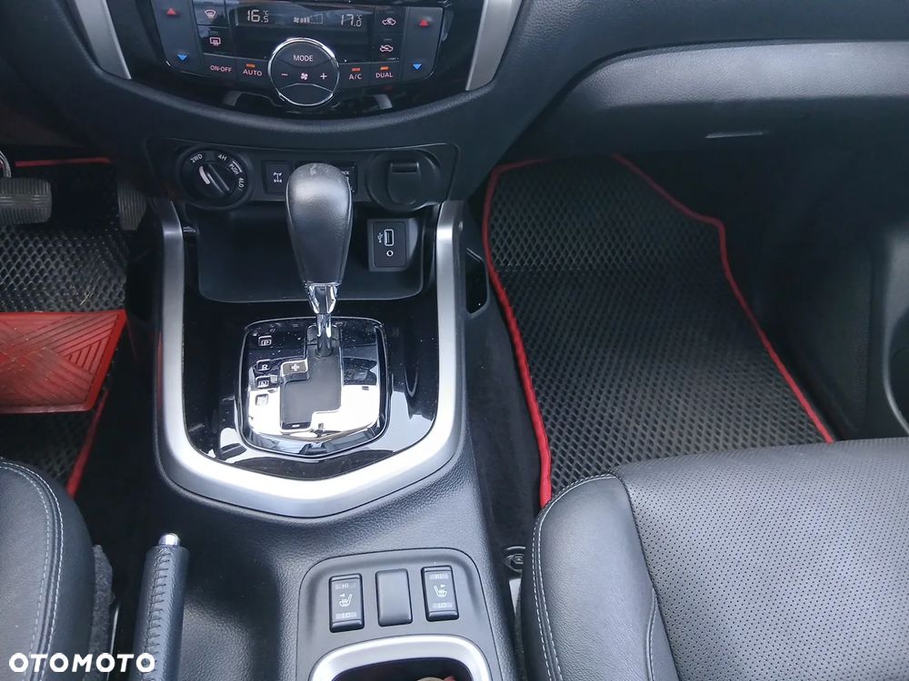 Nissan Navara - 25