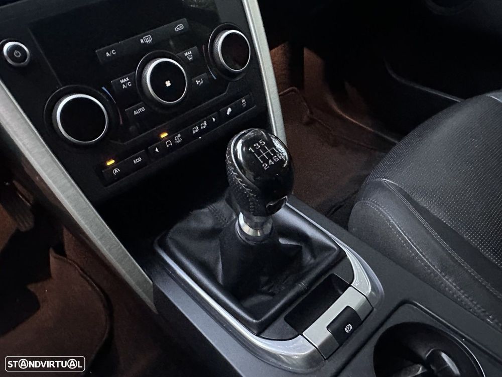 Land Rover Discovery Sport 2.0 TD4 HSE - 17