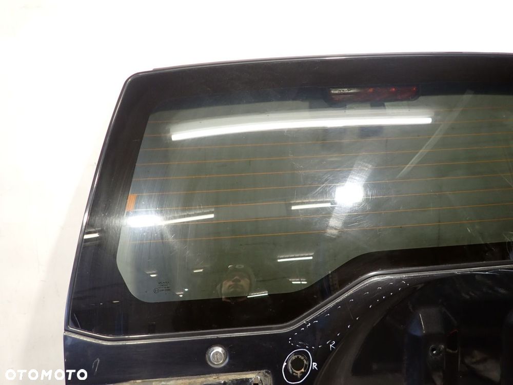KLAPA TYŁ BAGAŻNIKA SKRZYDŁO MITSUBISHI PAJERO PININ - 2