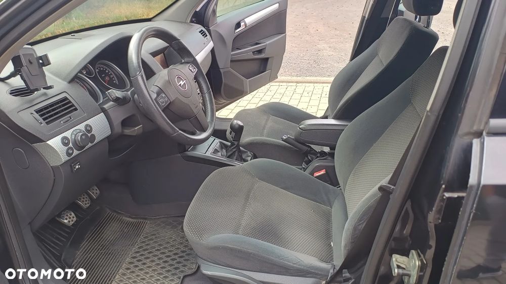 Opel Astra 1.8 Sport - 8