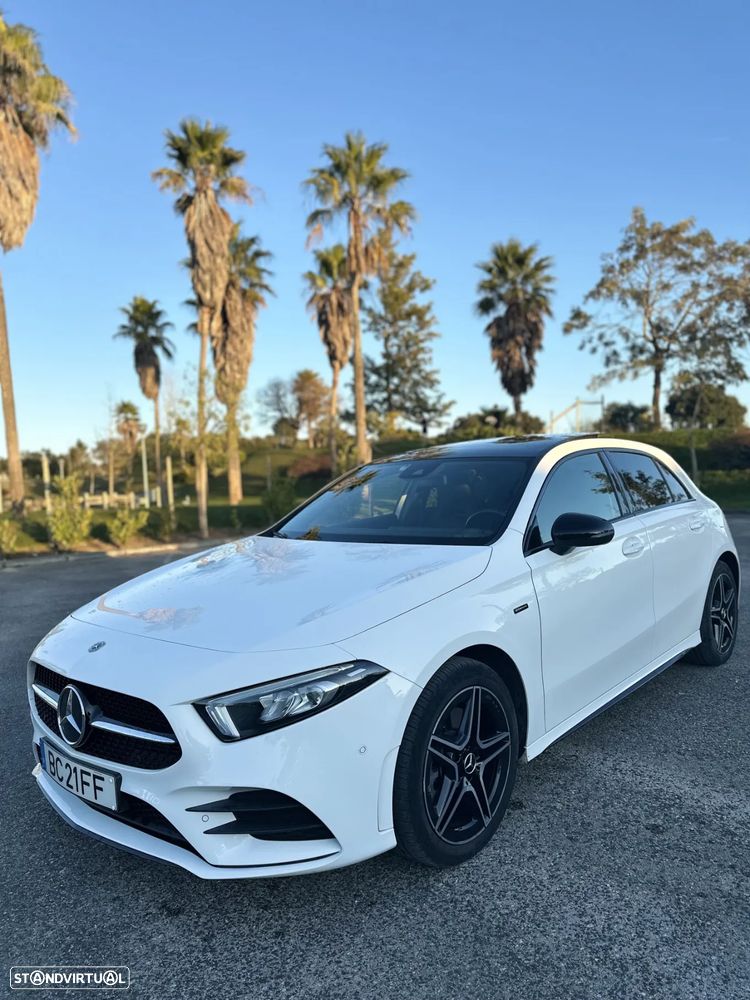 Mercedes-Benz A 250 e 8G-DCT AMG Line - 3