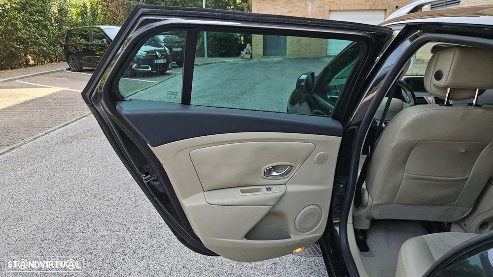 Renault Mégane Sport Tourer 1.5 dCi Dynamique S - 15