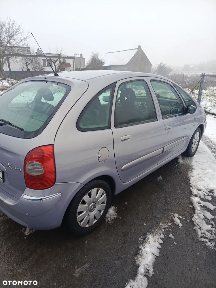 Citroën Xsara Picasso 1.8i Exclusive - 9