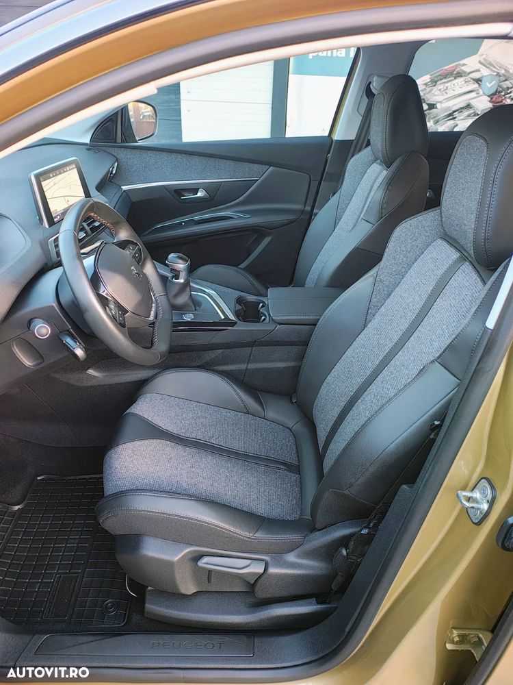 Peugeot 3008 PureTech 130 Stop & Start GPF Allure - 14