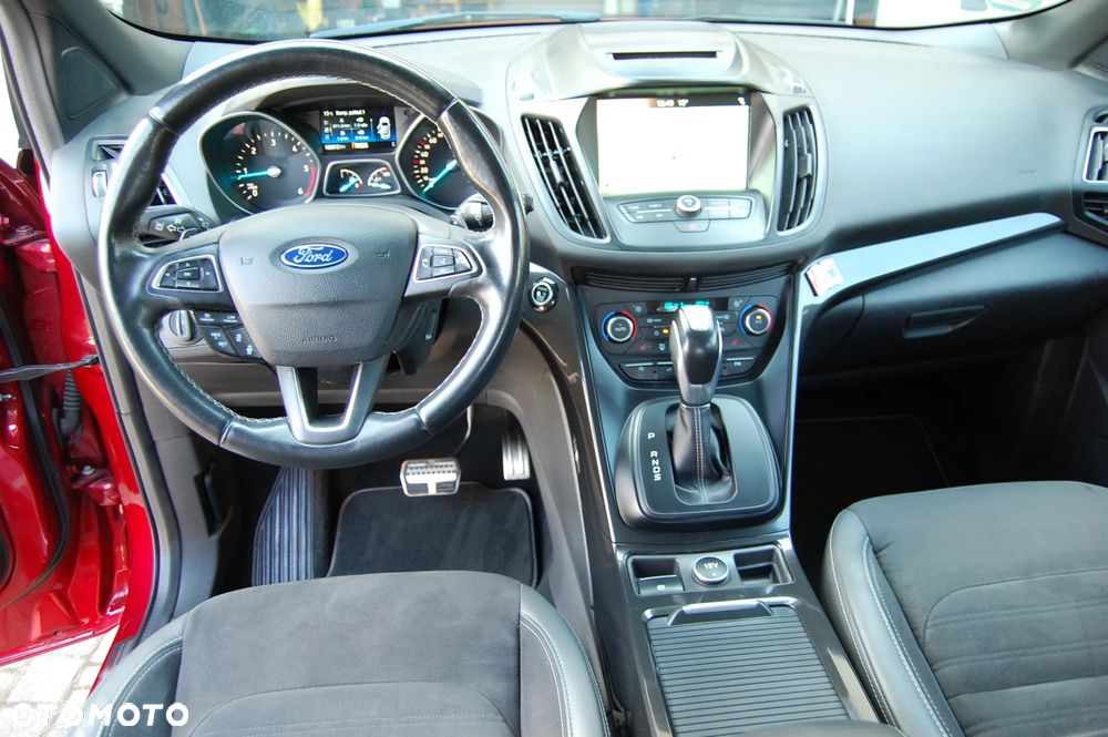 Ford Kuga 2.0 TDCi 4x4 ST-Line - 6
