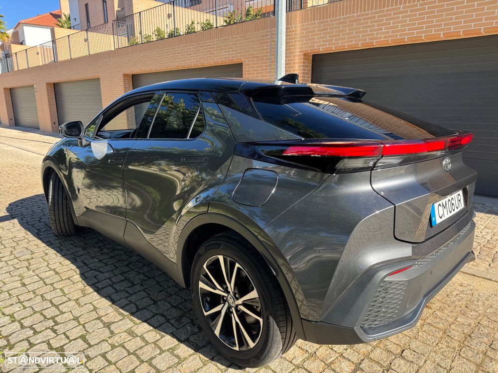 Toyota C-Hr 2025 photo 4