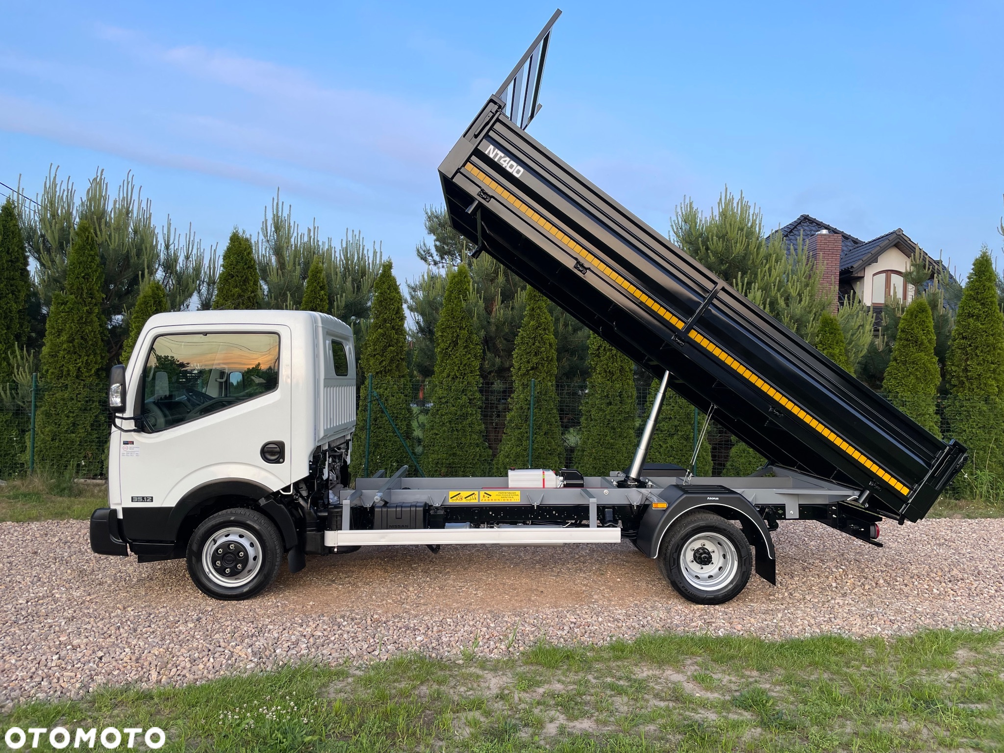 Nissan Cabstar - 2