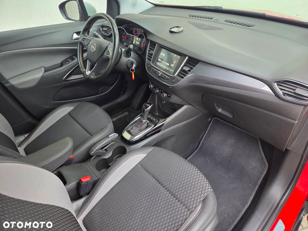 Opel Crossland X - 11