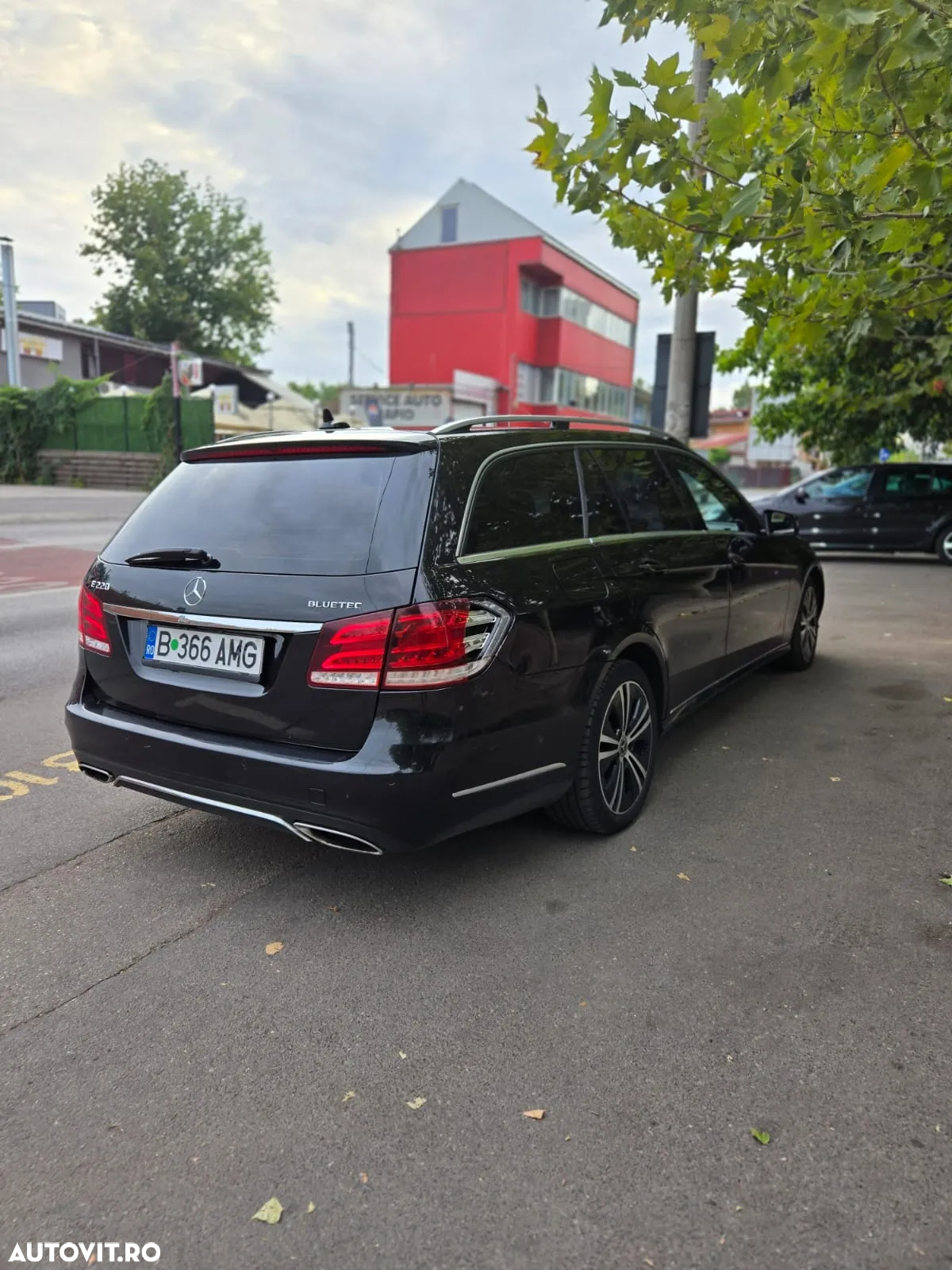 Mercedes-Benz E 220 Blue TEC BlueEFFICIENCY Edition - 3