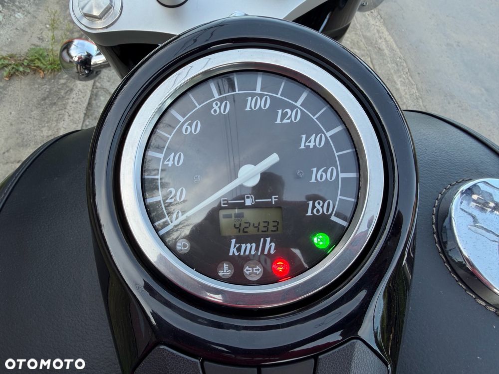 Suzuki VL 800 Volusia - 7