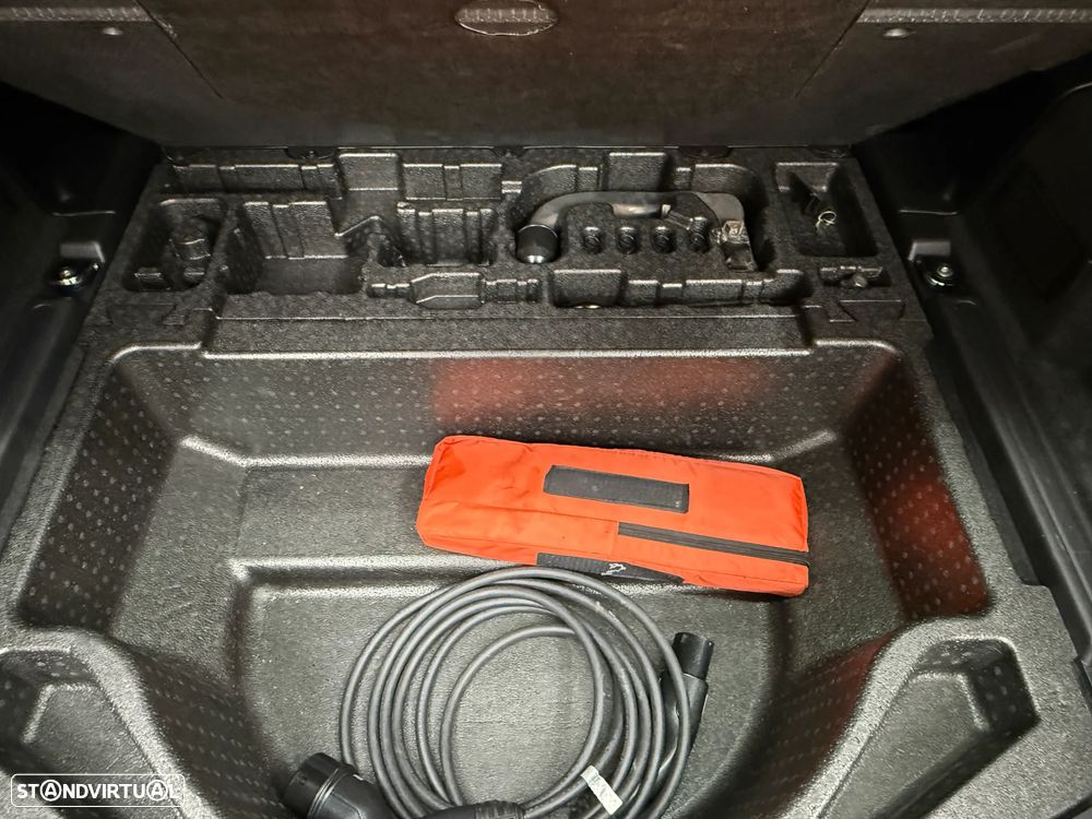 Land Rover Discovery Sport P300e - 51