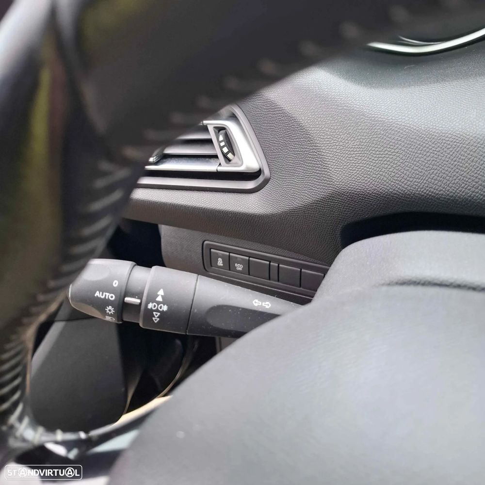 Peugeot 308 SW 1.6 BlueHDi Allure J18 - 36