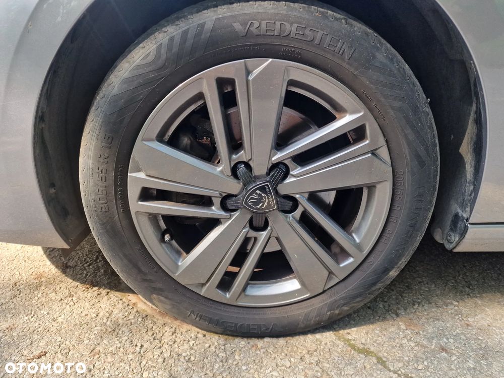Peugeot 308 - 21