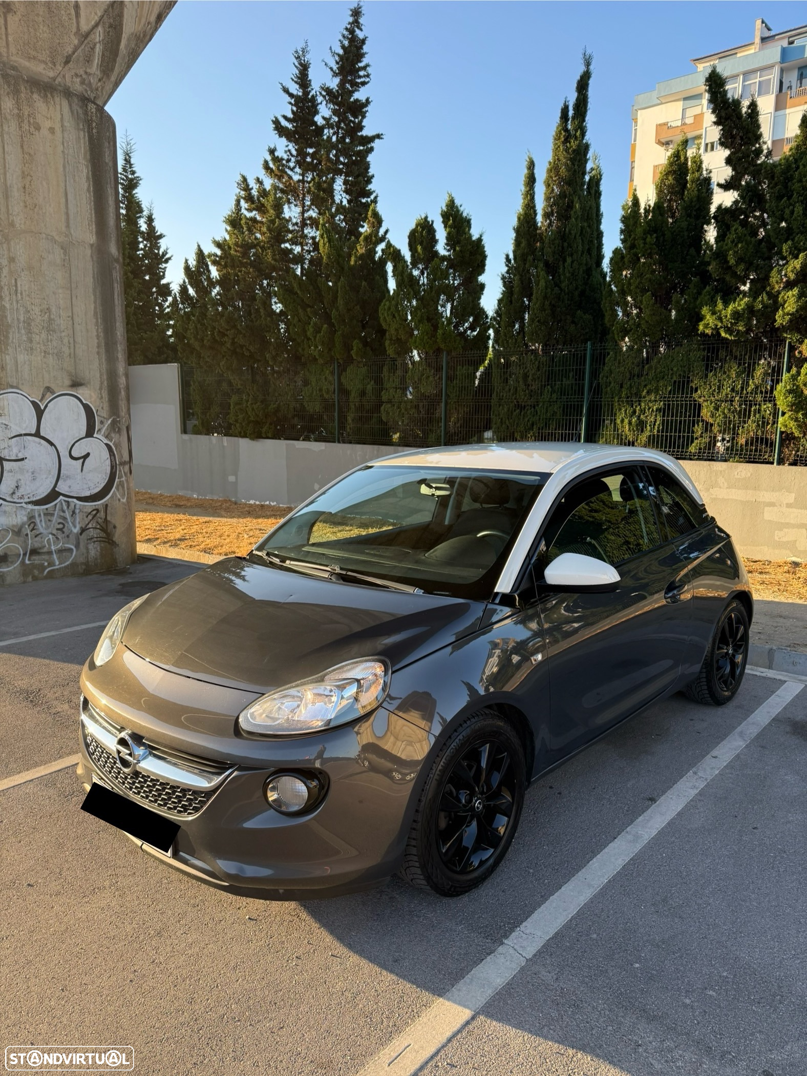 Opel Adam 1.2 Glam - 2