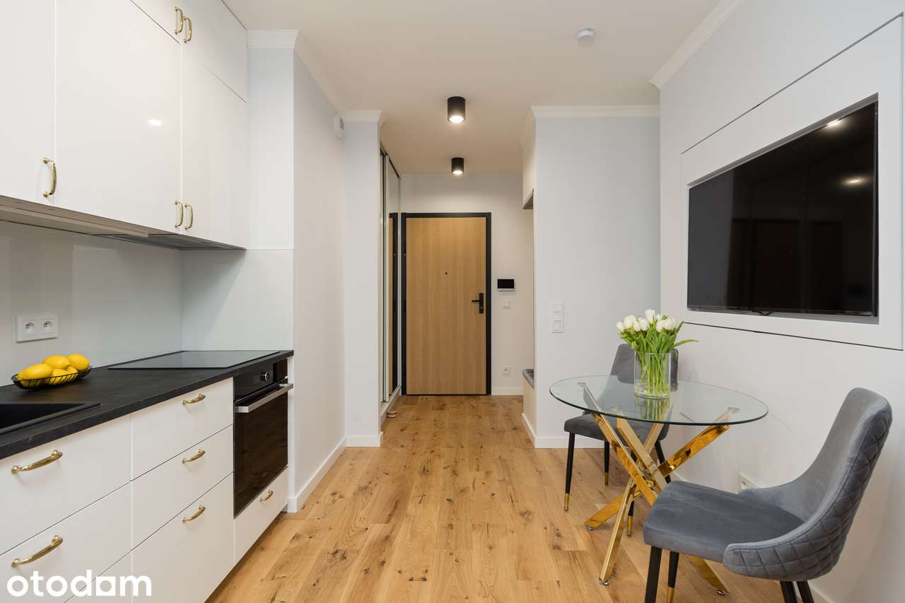 Elegancki apartament w prestiżowej inwestycji Towarowa Square