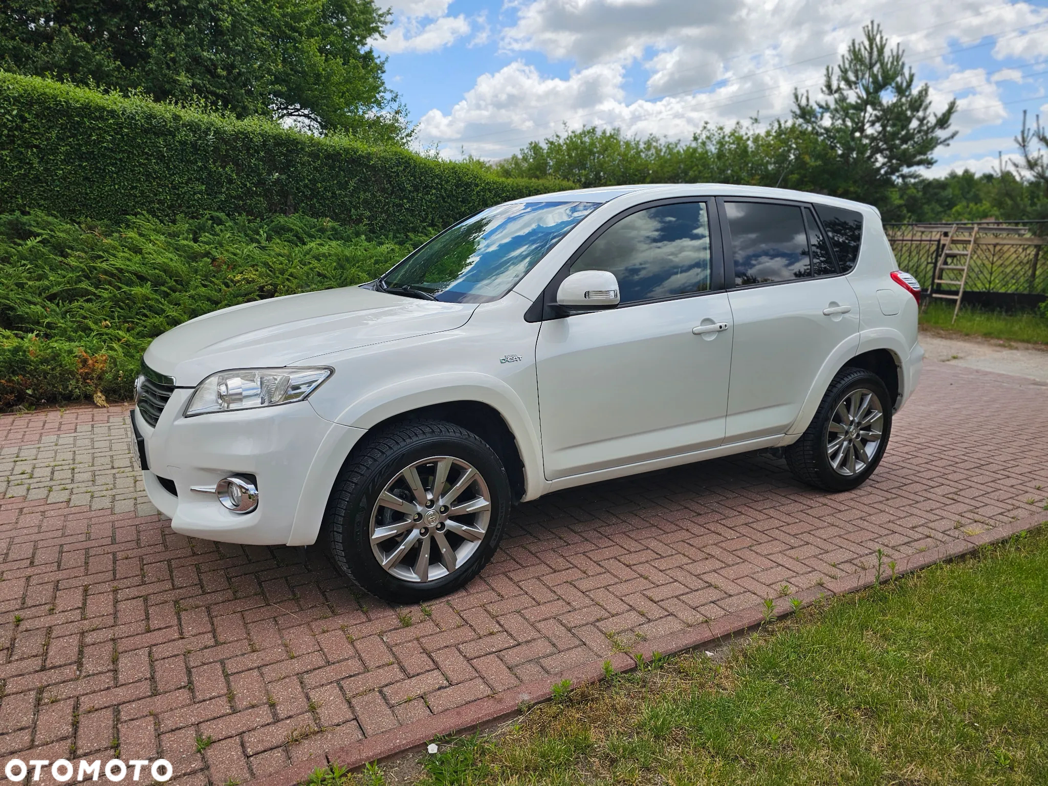Toyota RAV4 2.2 D-4D 4x4 Automatik Executive - 2