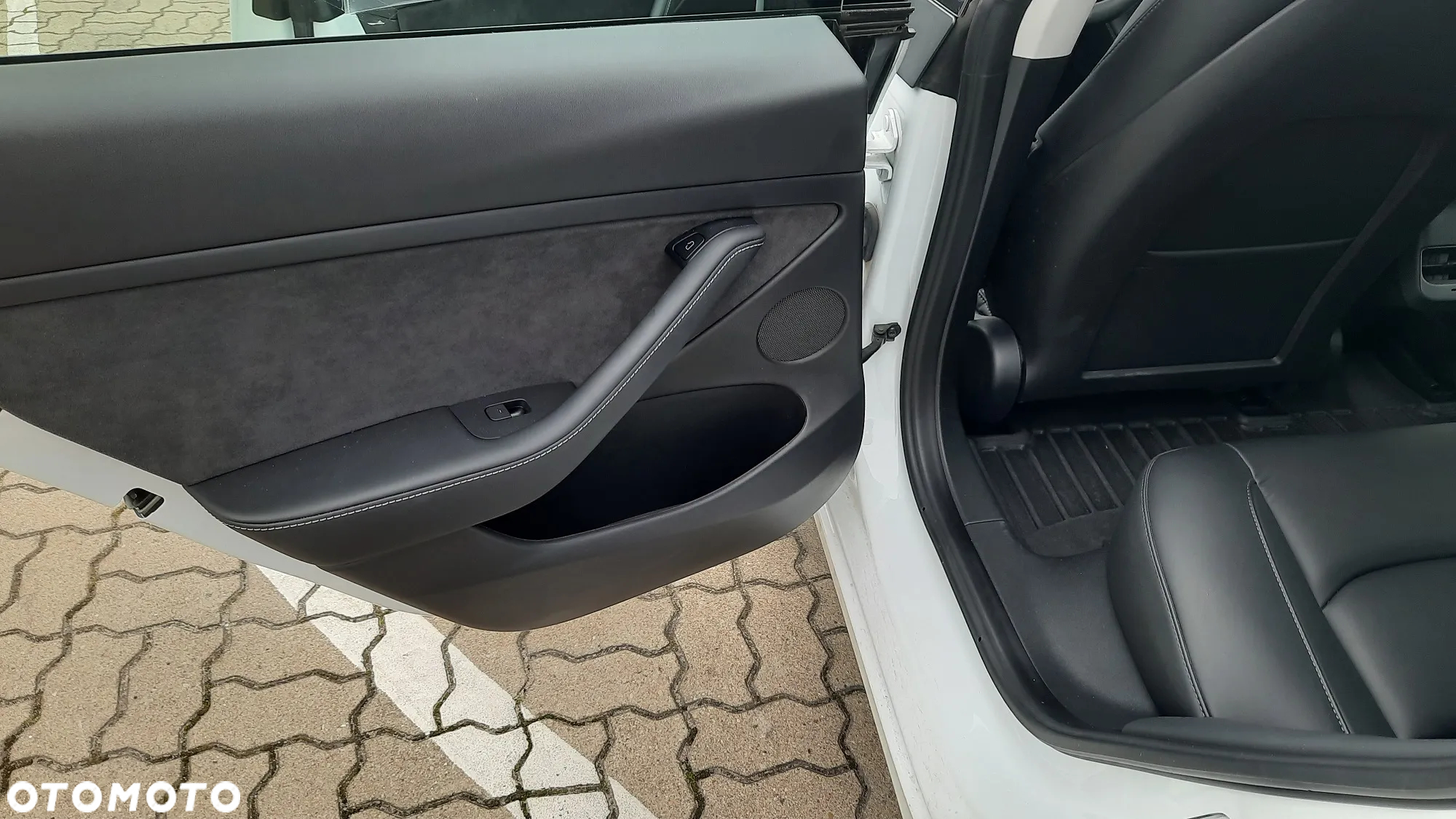 Tesla Model 3 Performance AWD - 16