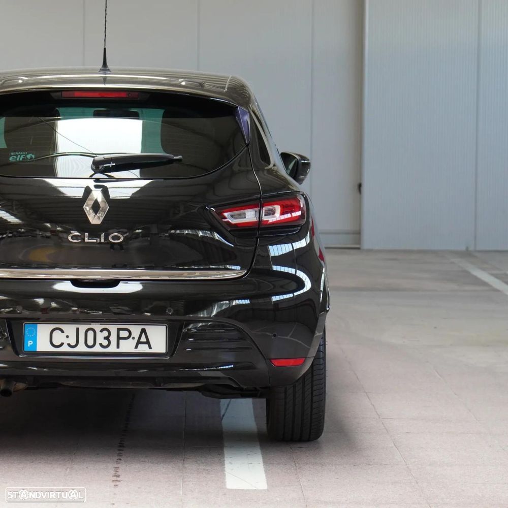 Renault Clio - 40