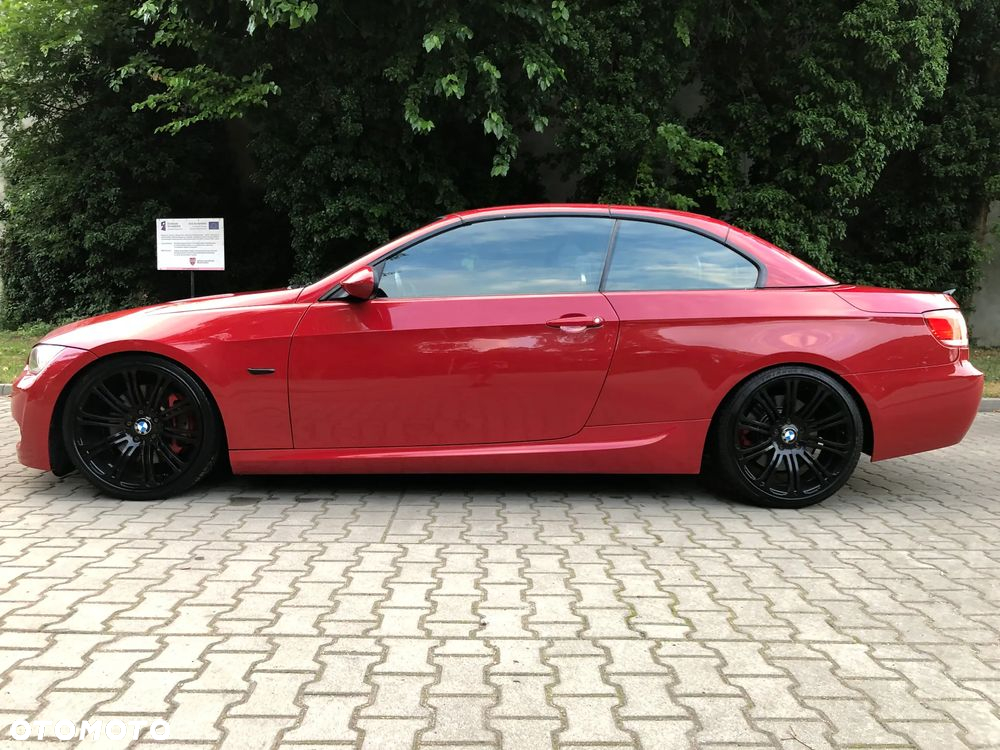 BMW Seria 3 330i Cabrio - 39