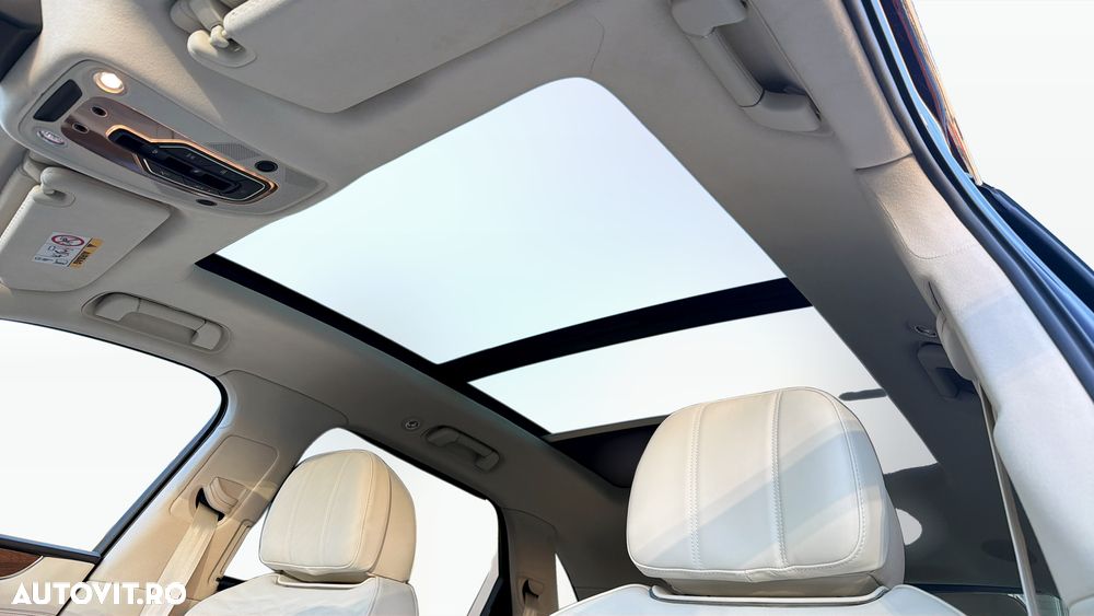 Bentley Bentayga - 11