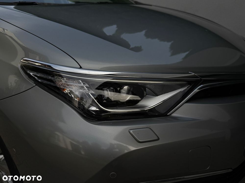 Toyota Auris 1.8 HSD Prestige NAVI - 15