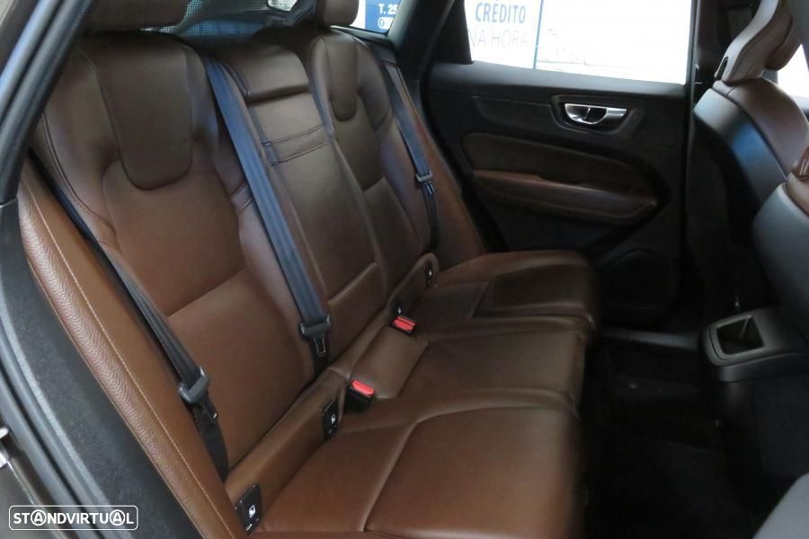 Volvo XC 60 2.0 D4 Inscription Geartronic - 24