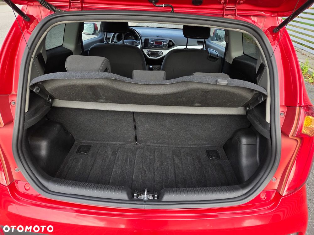 Kia Picanto 1.2 L - 6