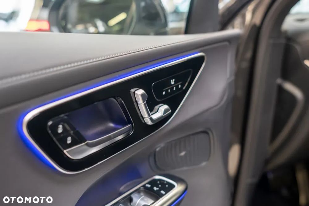 Mercedes-Benz GLC 200 d mHEV 4-Matic AMG Line - 24