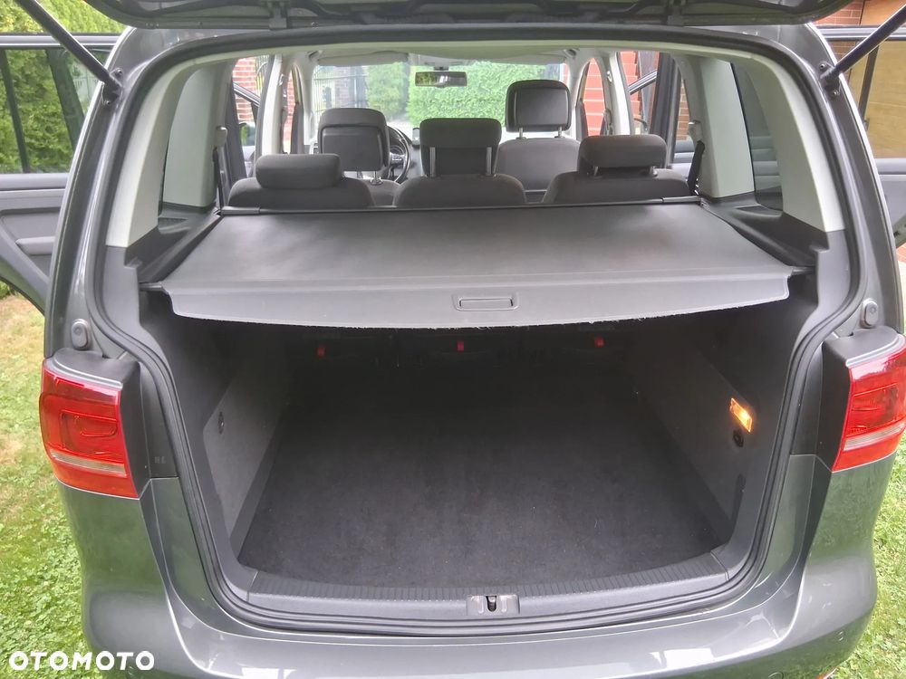 Volkswagen Touran 1.6 TDI DPF BlueMot Comfortline - 5