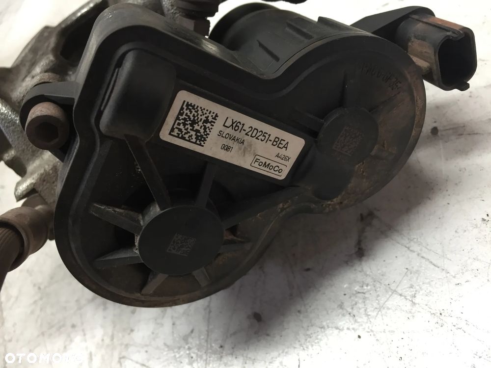 FORD FOCUS MK4 19R 2.0 TDCI ZACISK HAMULCOWY LEWY TYŁ LX61-2D251-BEA - 3