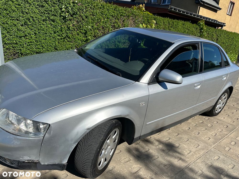 Audi A4 Limousine - 15