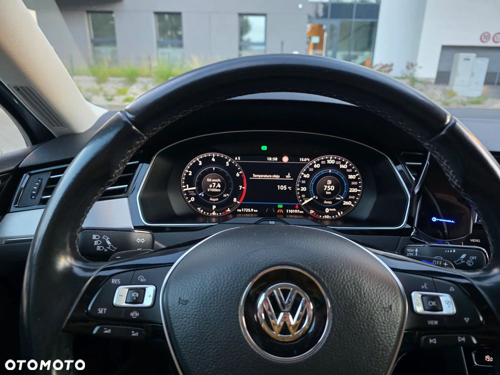 Volkswagen Passat 2.0 TSI 4Mot Highline DSG - 31