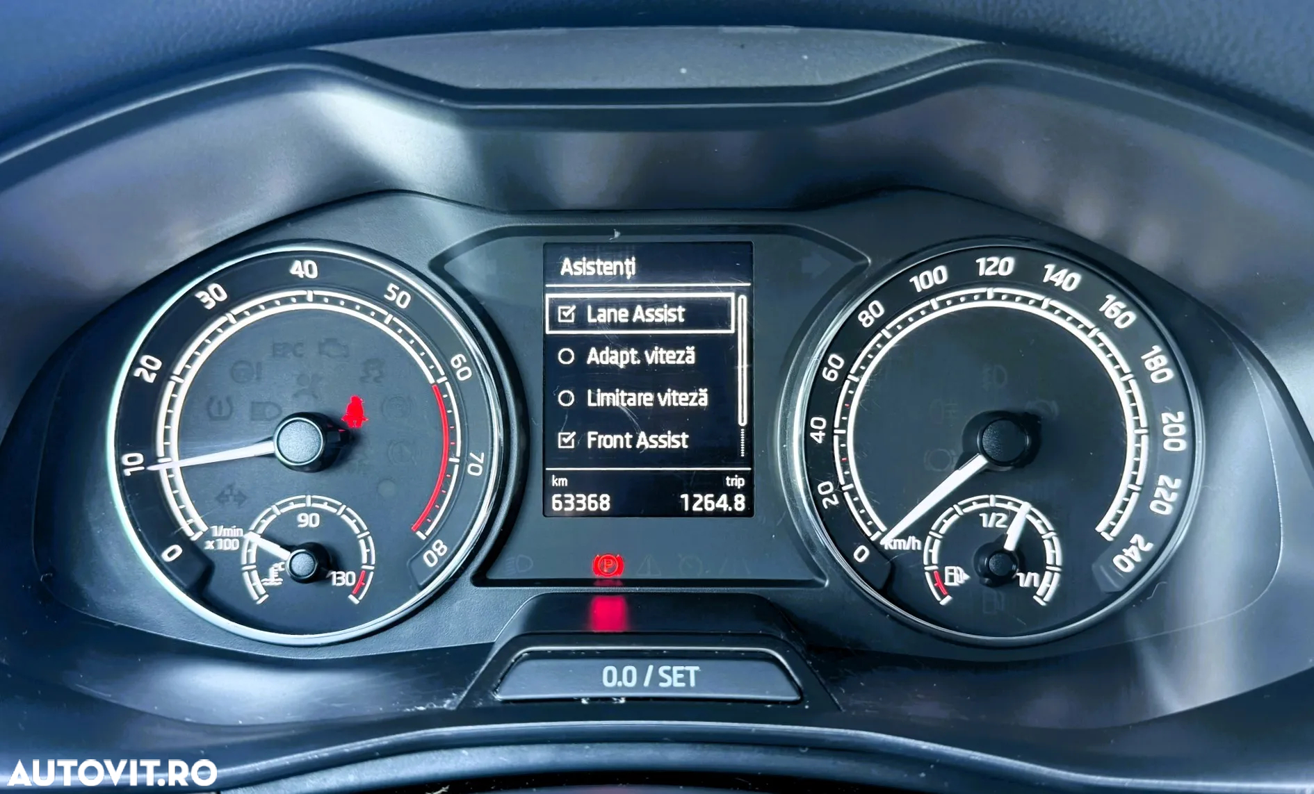 Skoda Kamiq 1.0 TSI Style - 9