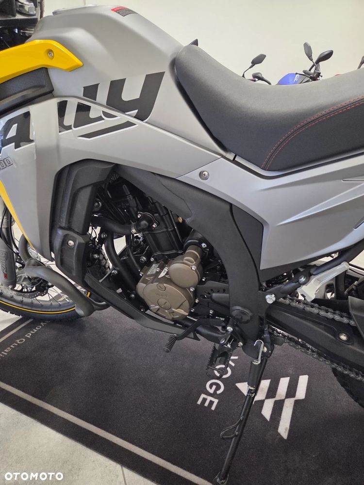 VOGE 300GY RALLY - 18