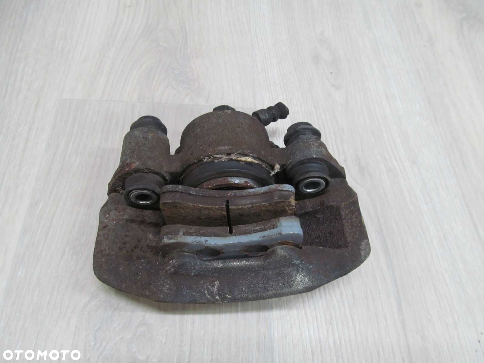 PIAGGIO PORTER HIJET PFAU 1.3 06- ZACISK HAMULCOWY PRZOD PRAWY - 4