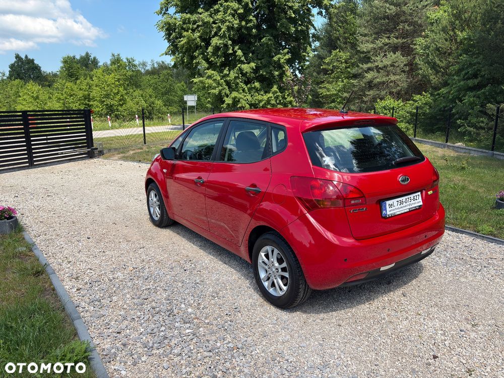 Kia Venga - 7