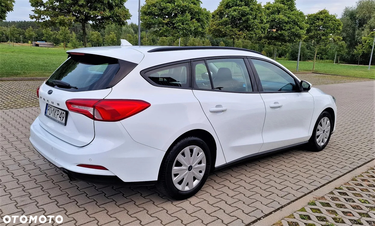 Ford Focus 1.0 EcoBoost Active Business - 3