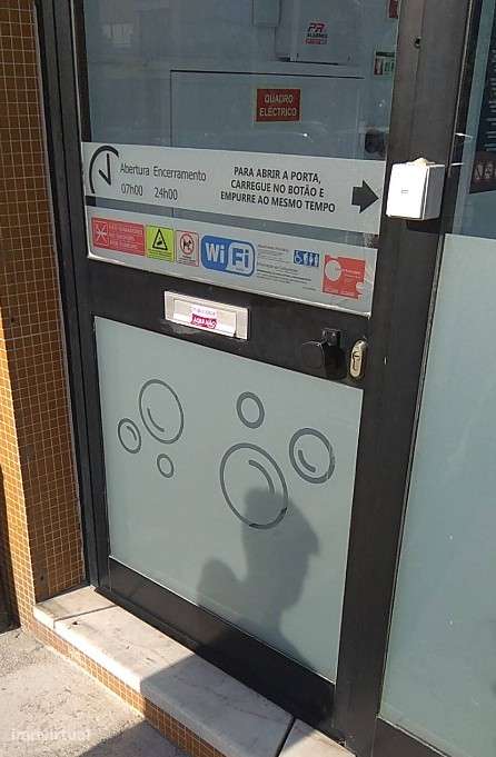 Espaço Comercial arrendado como Lavandaria - Grande imagem: 4/4