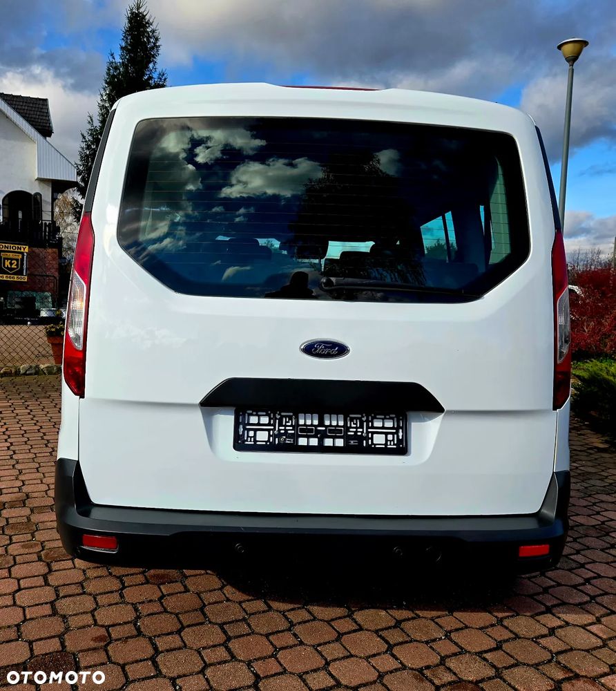 Ford Tourneo Connect 1.5 TDCi Start-Stop Titanium - 4