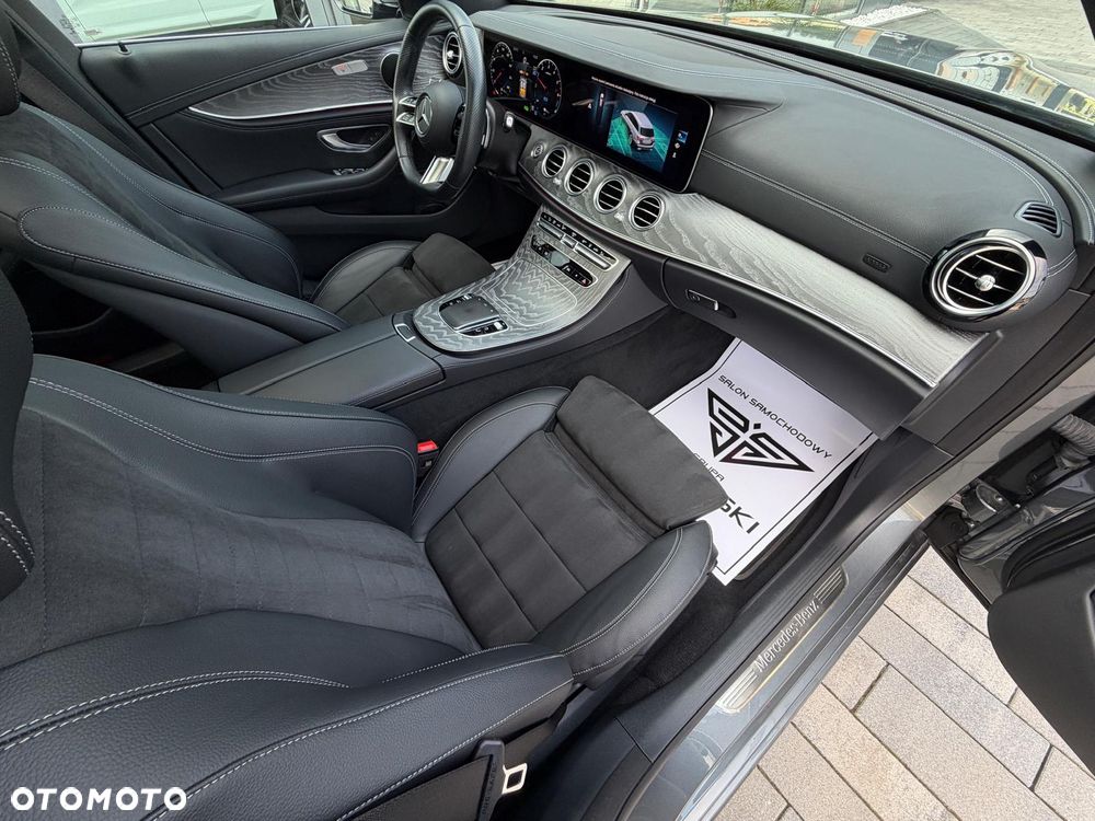 Mercedes-Benz Klasa E 300 de 4Matic 9G-TRONIC AMG Line - 21
