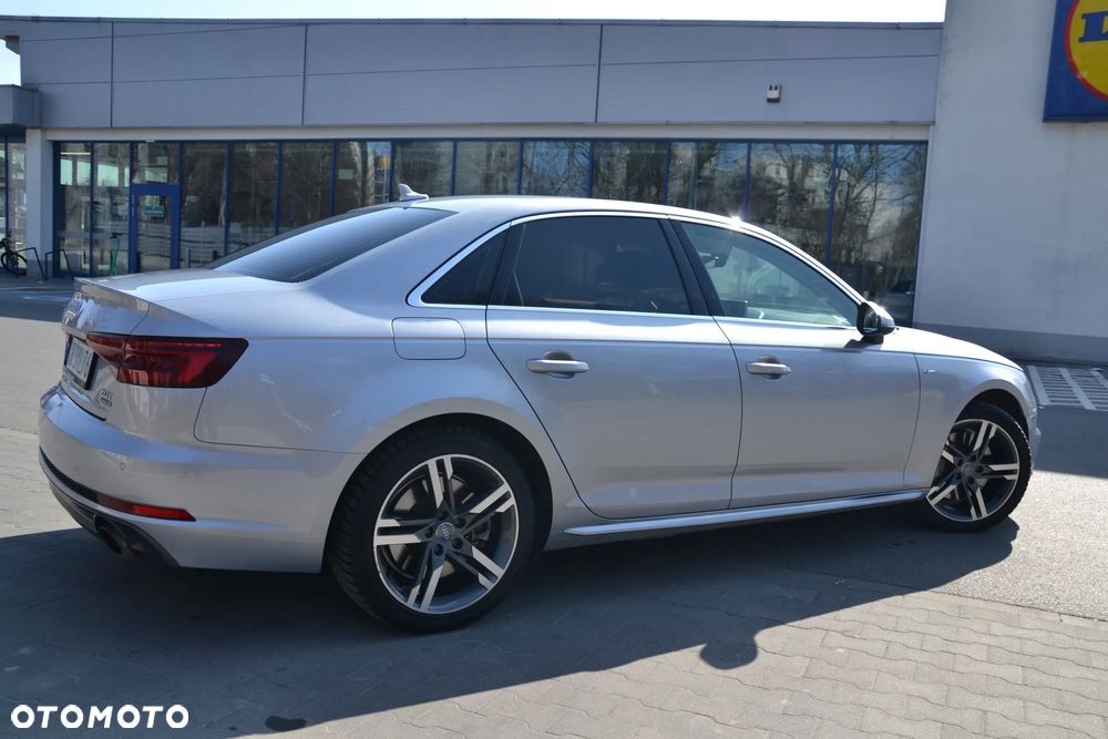 Audi A4 Limousine - 11