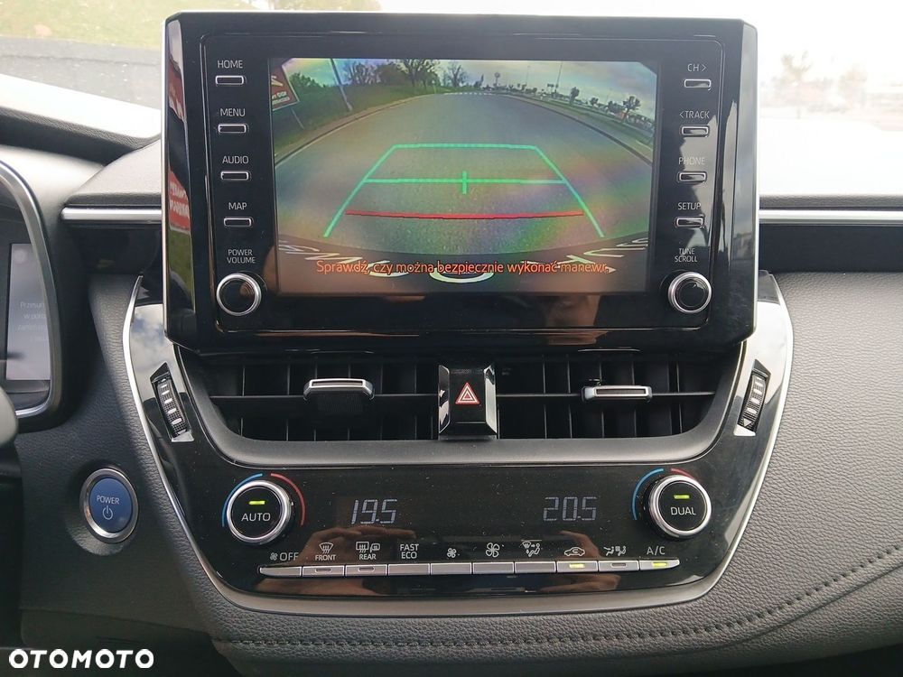 Toyota Corolla 1.8 Hybrid Comfort - 30