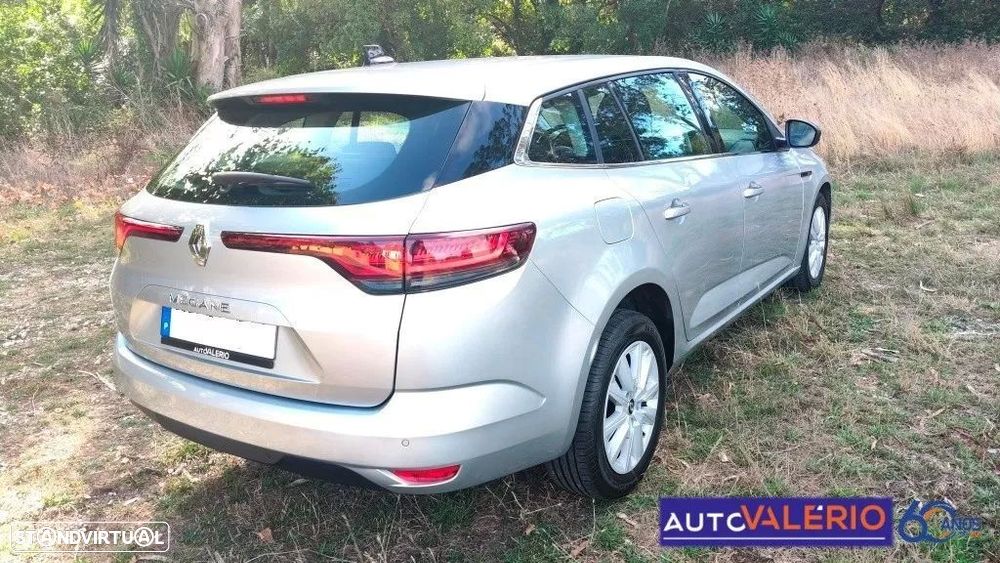 Renault Mégane Sport Tourer 1.5 Blue dCi Equilibre EDC - 6