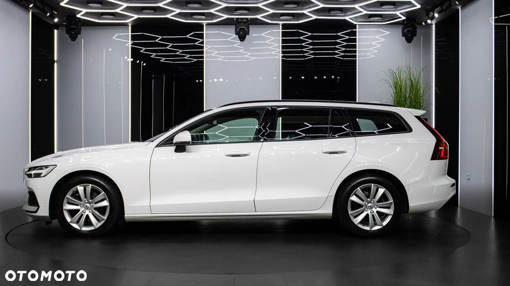 Volvo V60 B3 B Momentum Core - 4