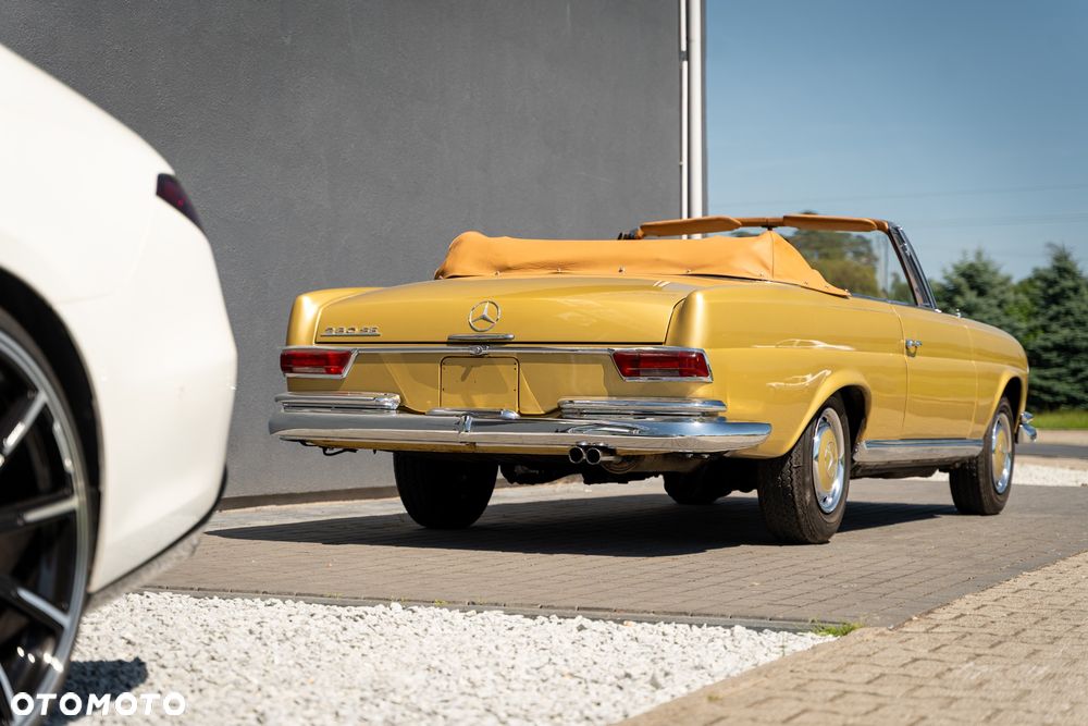 Mercedes-Benz 280 - 9