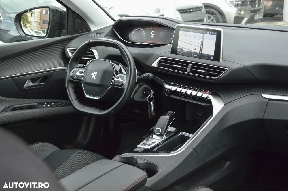 Peugeot 3008 BlueHDi 130 Stop & Start EAT8 Active - 5