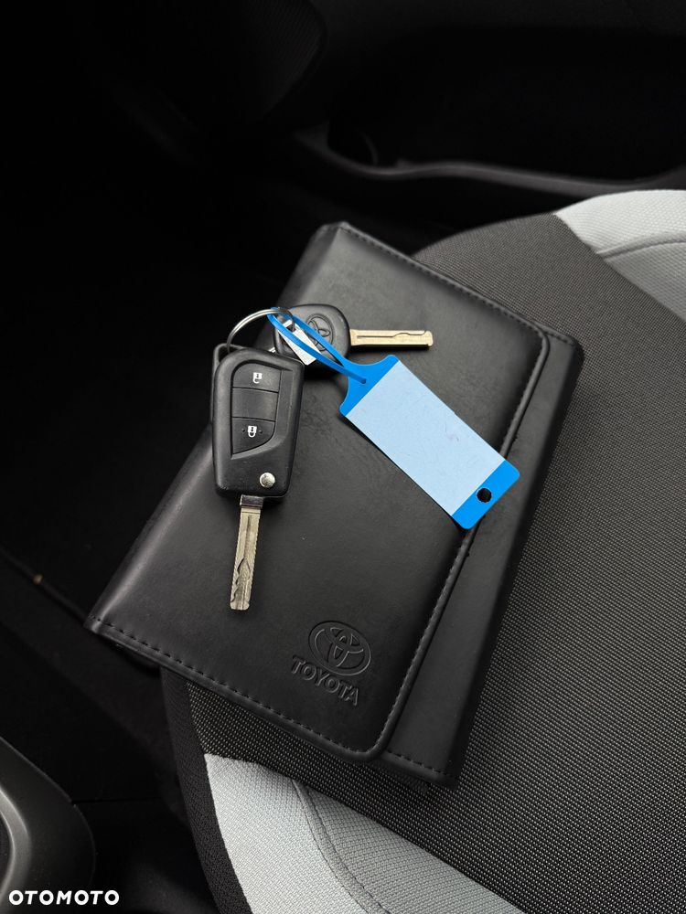 Toyota Aygo x-play - 23