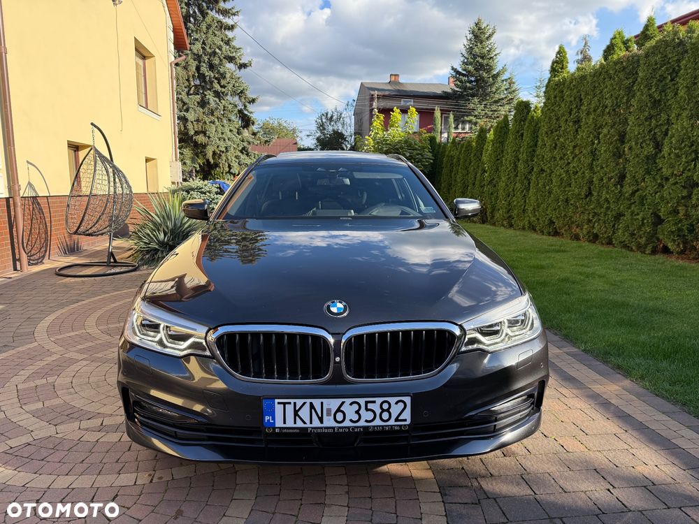 BMW Seria 5 520d Touring Sport Line - 6